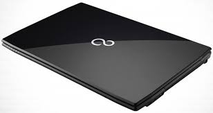 Fujitsu LifeBook AH544 i5-4gb-500
